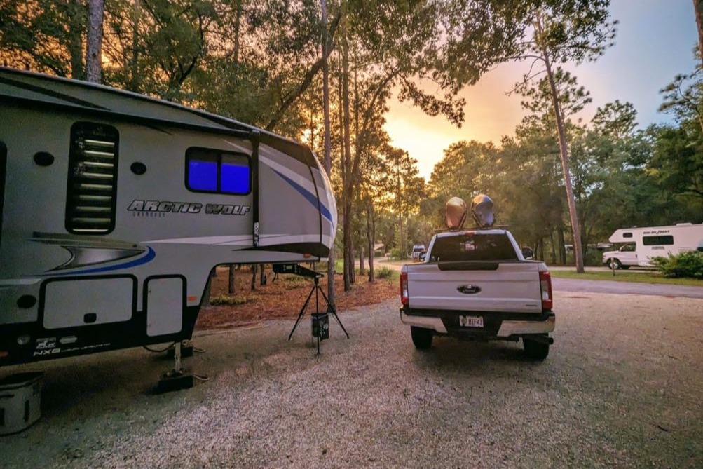 Arctic Wolf 291RL Fifth Wheel