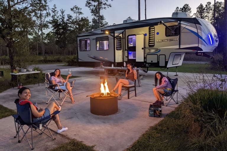 Arctic Wolf 291RL Fifth Wheel