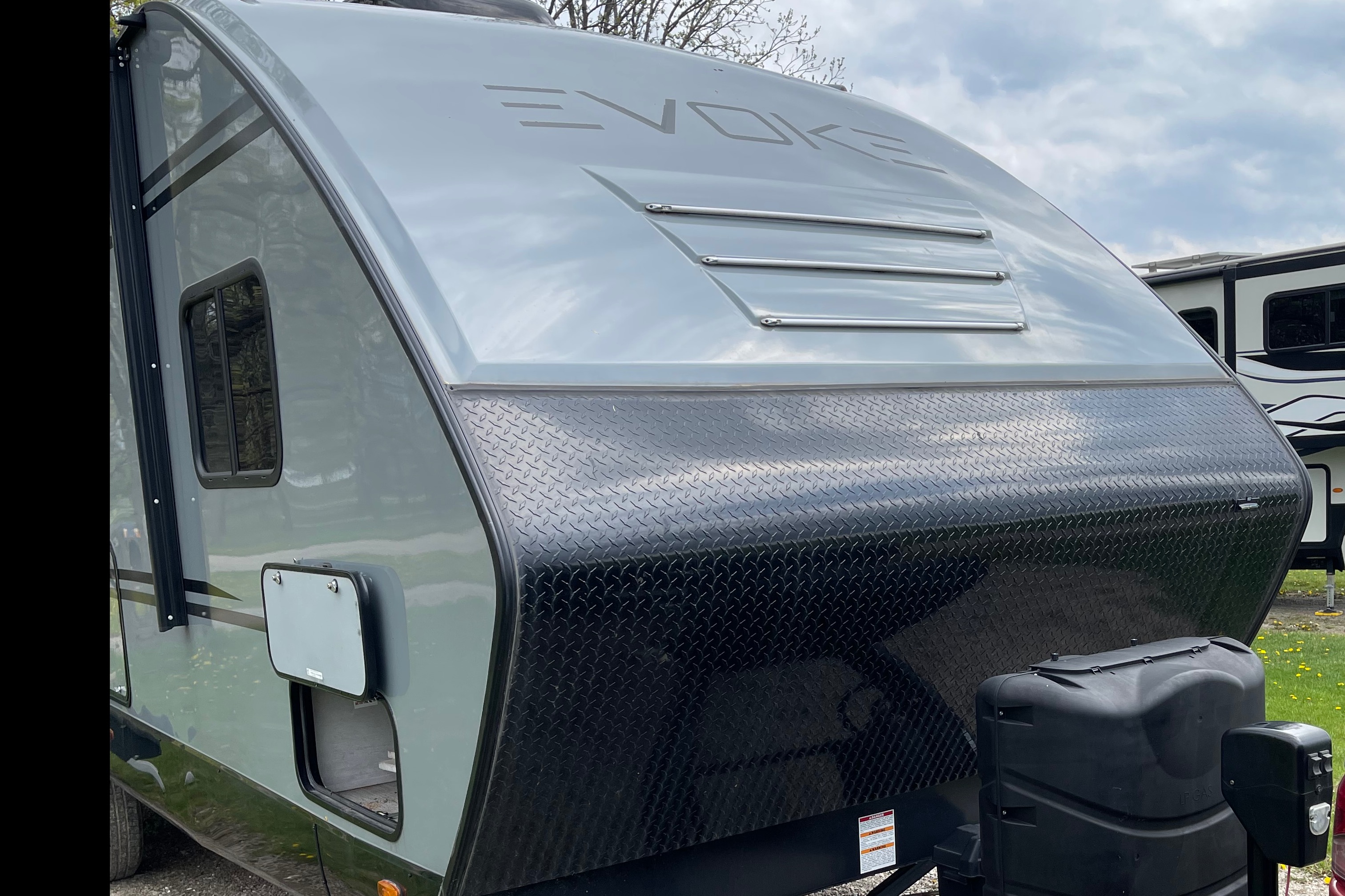 Justin's Travel Lite RV Evoke Model A Travel Trailer