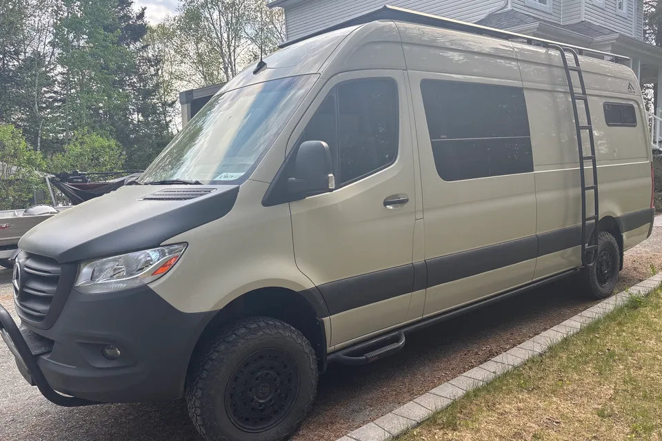 Mercedes Benz Sprinter