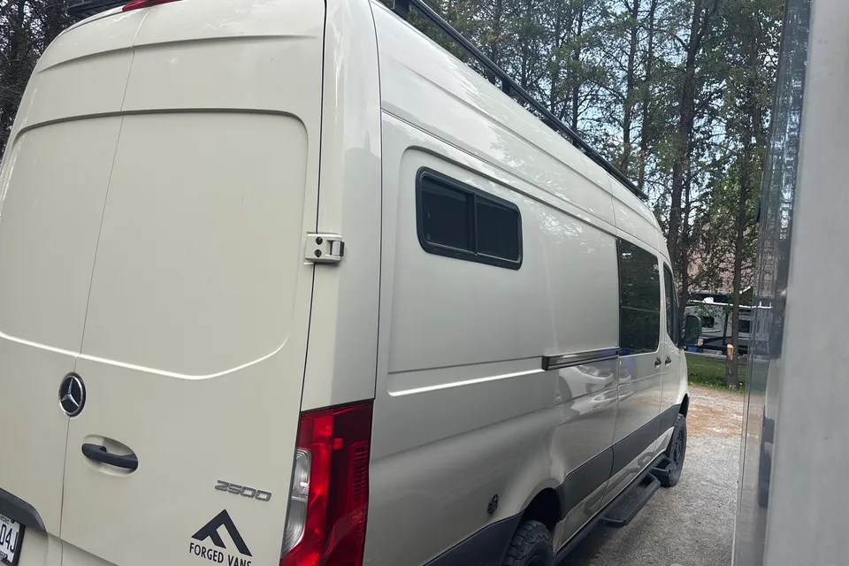Mercedes Benz Sprinter