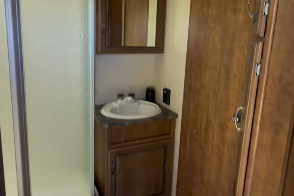 Aurora's Hampton Crossroads Travel Trailer