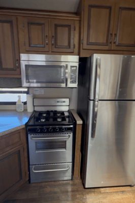 Aurora's Hampton Crossroads Travel Trailer