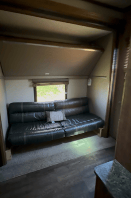 Aurora's Hampton Crossroads Travel Trailer