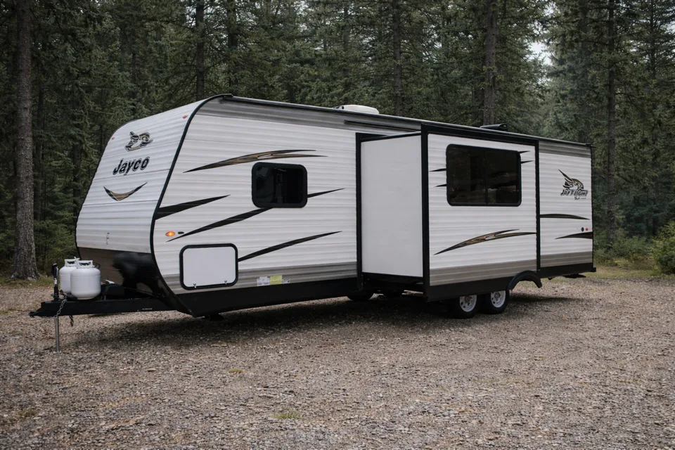 Marial Jayco junior  242bhs Travel Trailer