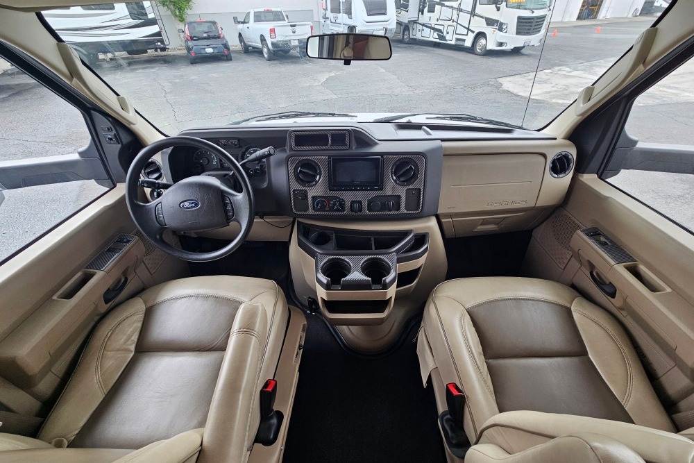 S&J Jayco GreyHawk 31FS Class C