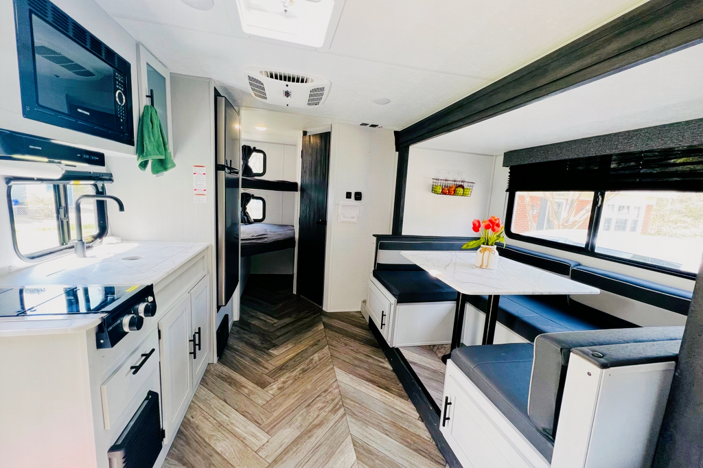 Oscar's Forest River 178bhskx Travel Trailer