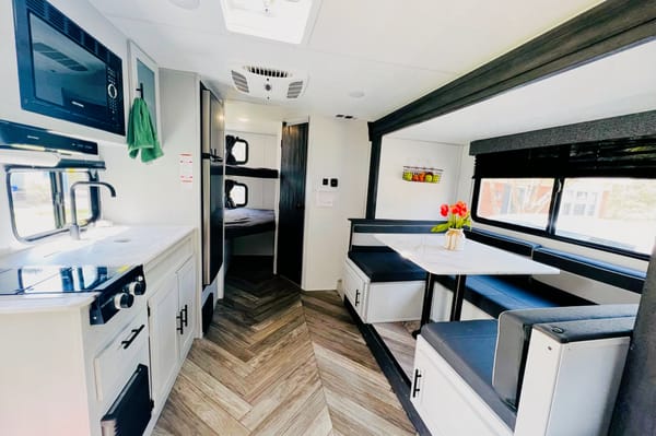 Oscar's Forest River 178bhskx Travel Trailer