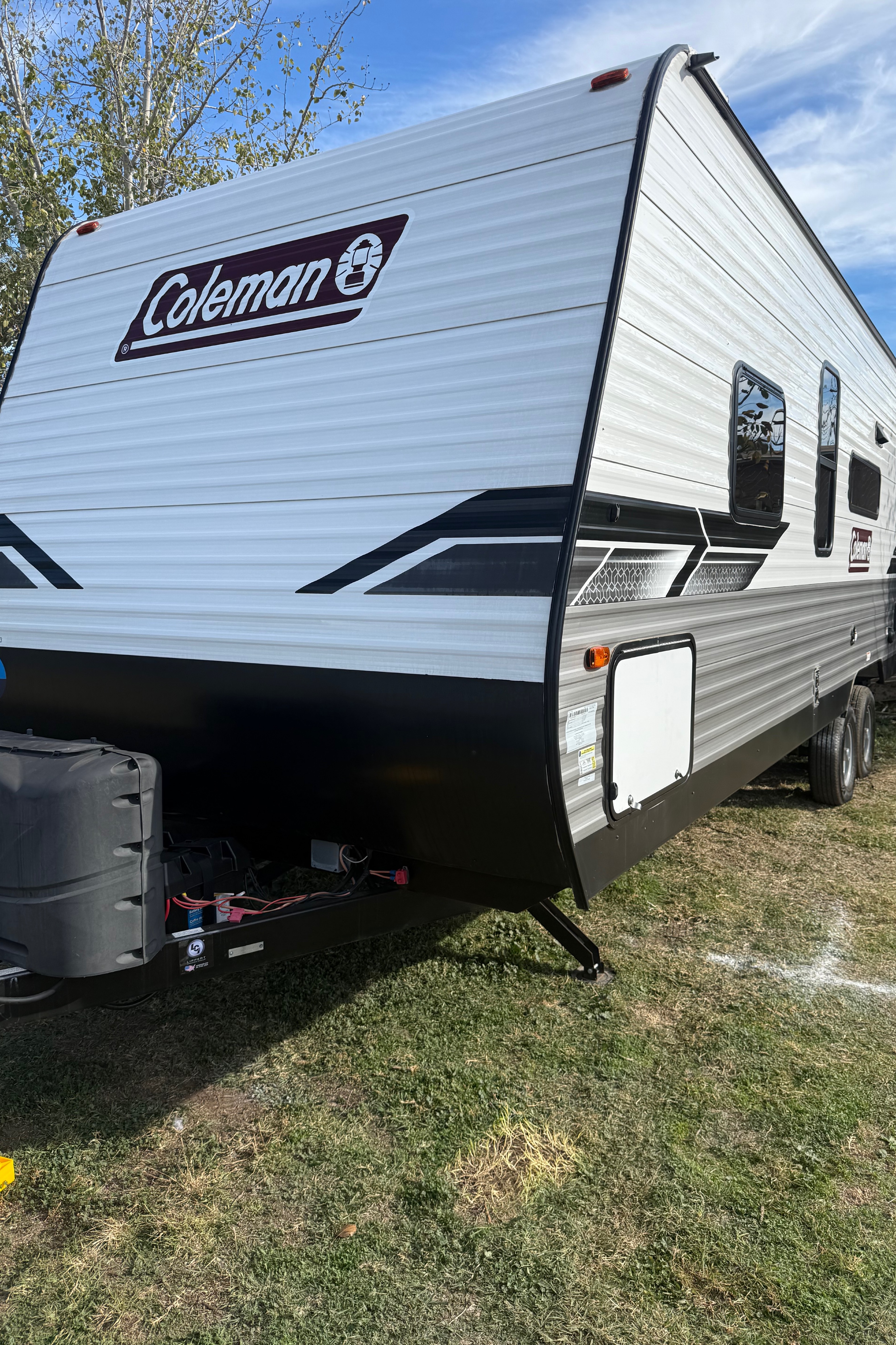 jakwan's Coleman Lantern Travel Trailer
