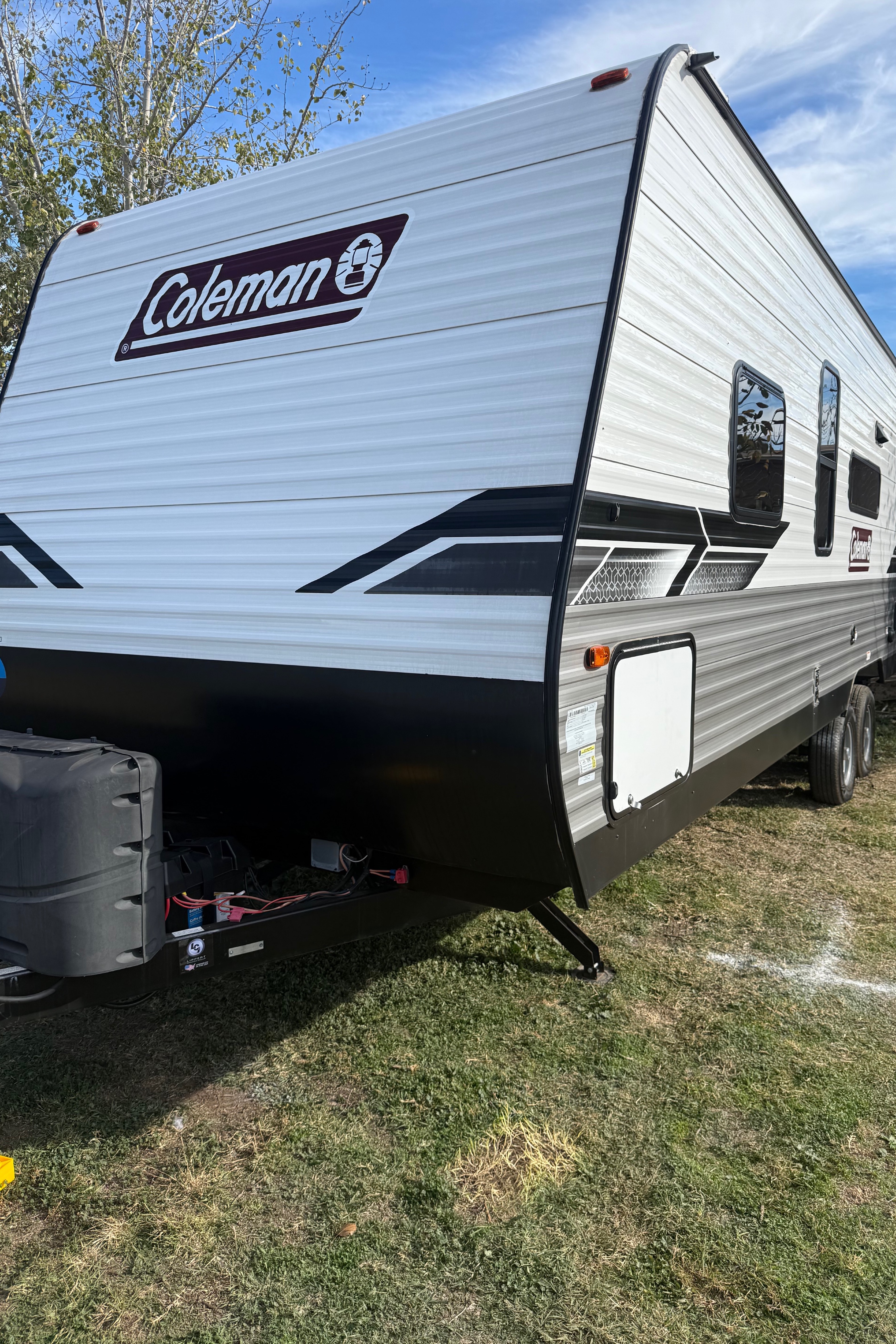 jakwan's Coleman Lantern Travel Trailer