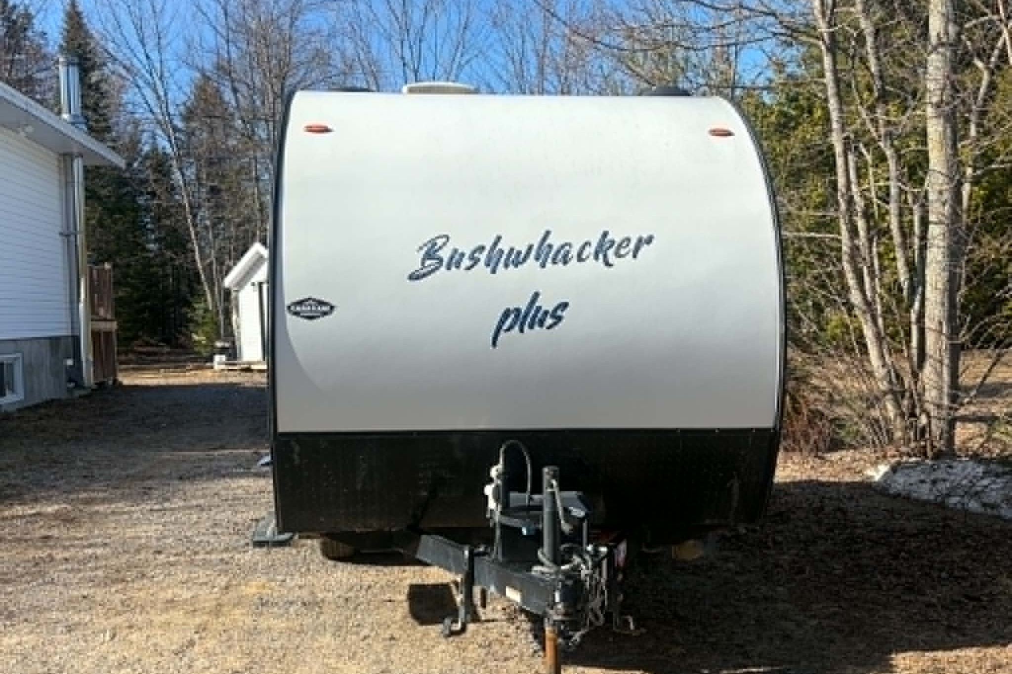 jordan Braxton Creek Bushwhacker PLUS  15FK Mini-roulotte