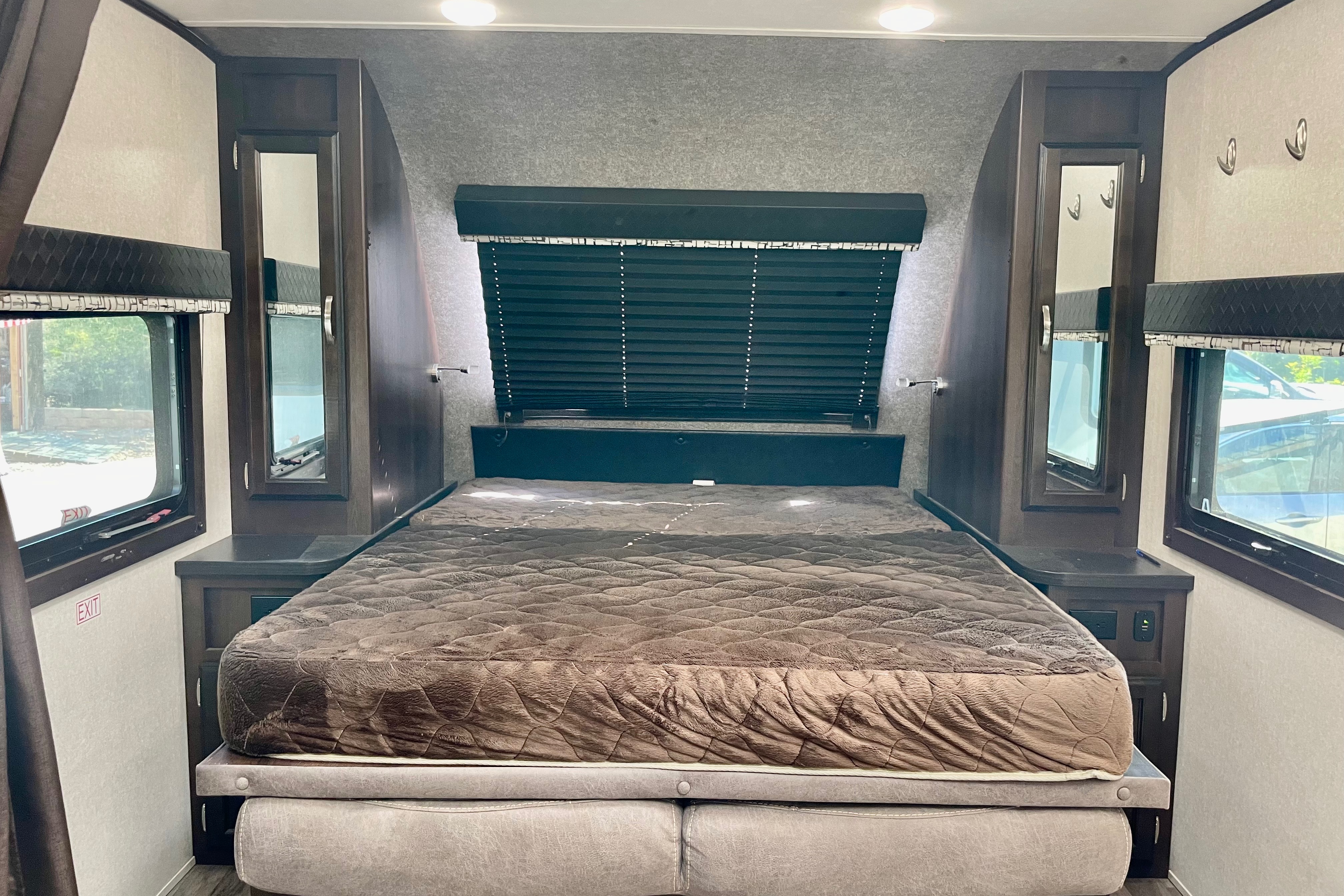 Family Fun Jayco White Hawk Travel Trailer