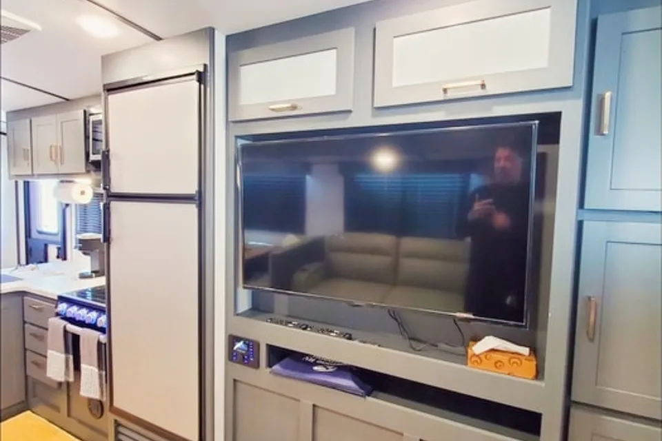 Rv Rentals Way Of Life's INTRODUCTORY OFFER! 2023 Keystone Bullet 290BSWE B3