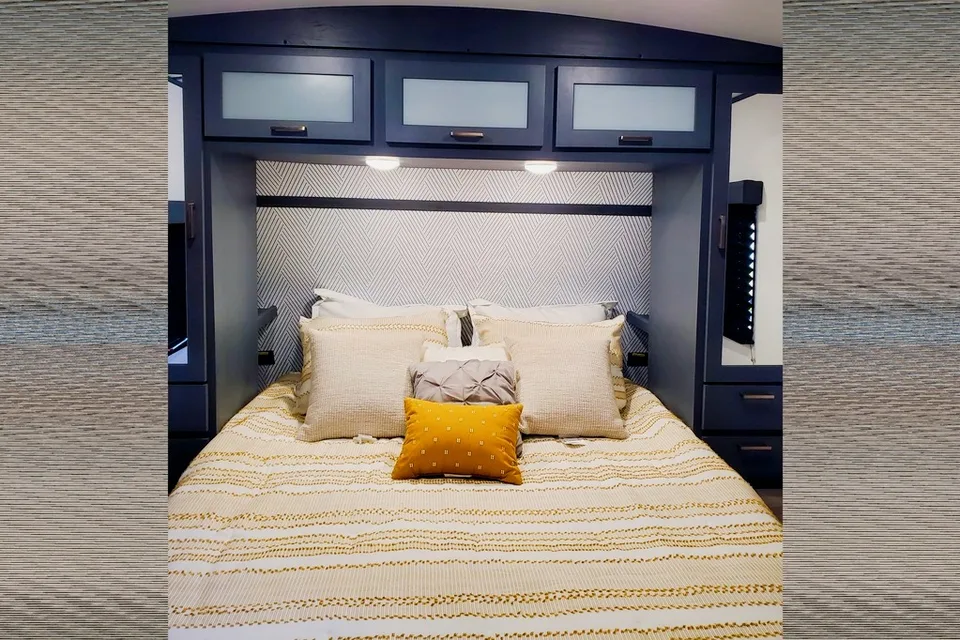 Rv Rentals Way Of Life's INTRODUCTORY OFFER! 2023 Keystone Bullet 290BSWE B3