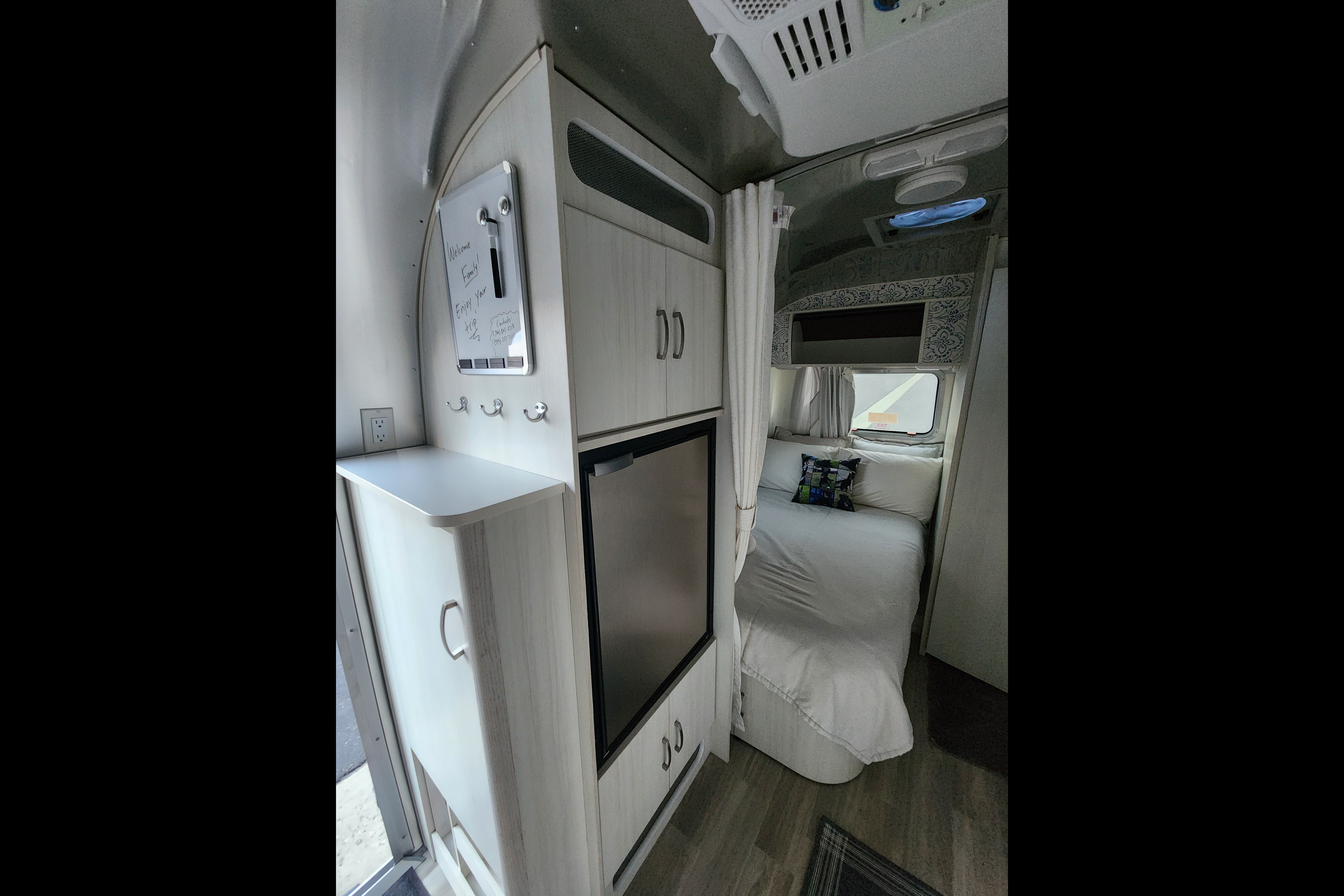 Airstream Bambi 19