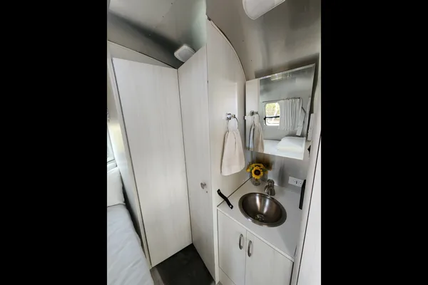 Airstream Bambi 19