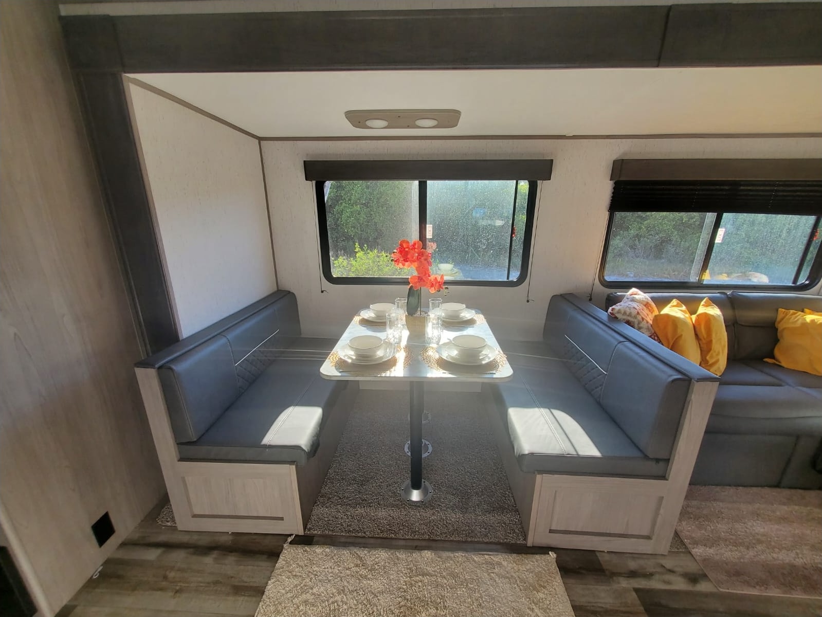 DELIVERY & SET-UP ONLY WITH Alberto and Katia's 2022 Coleman 