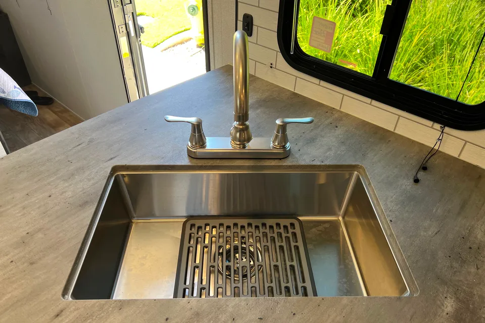 Family and Pet friendly trailer dropped off for you to enjoy!