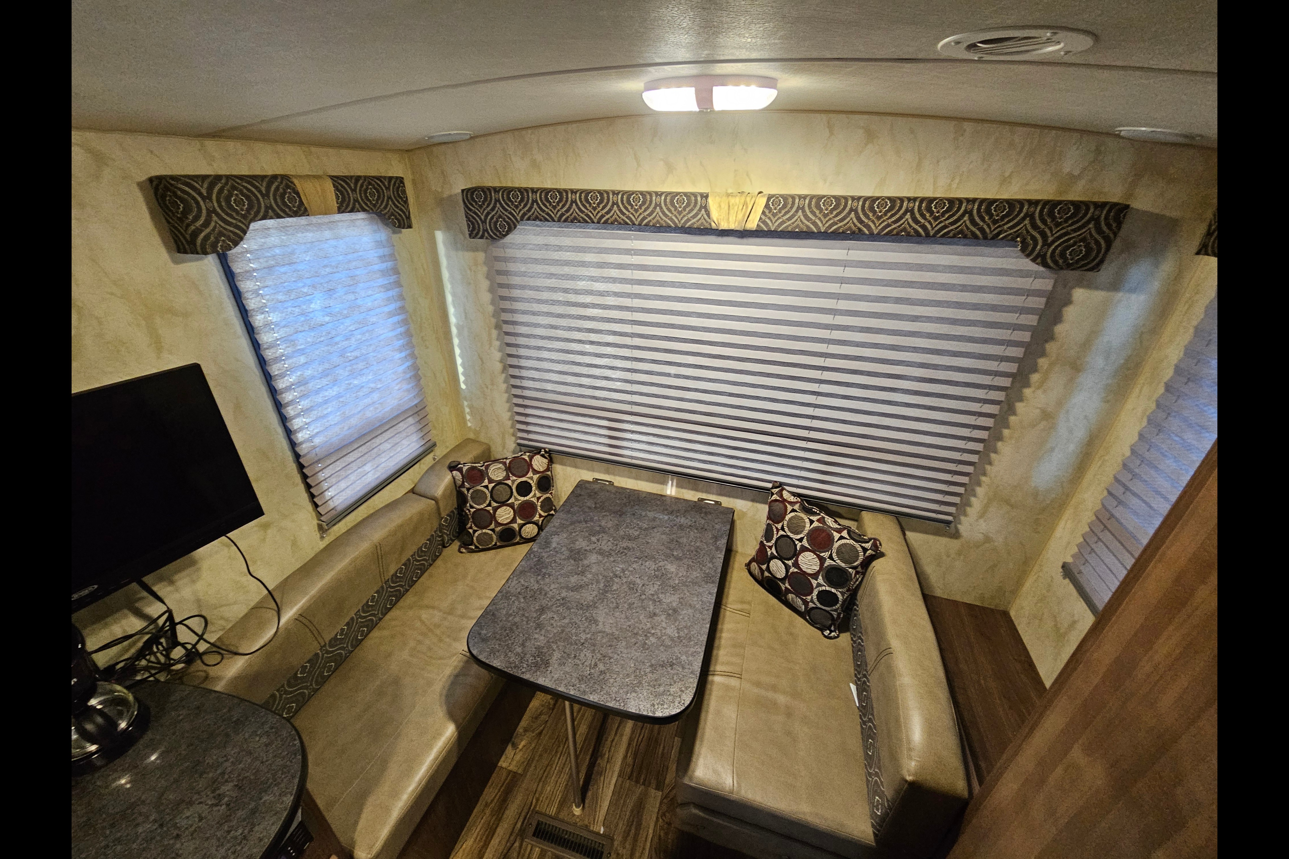 4 SEASONS NASH 22FT