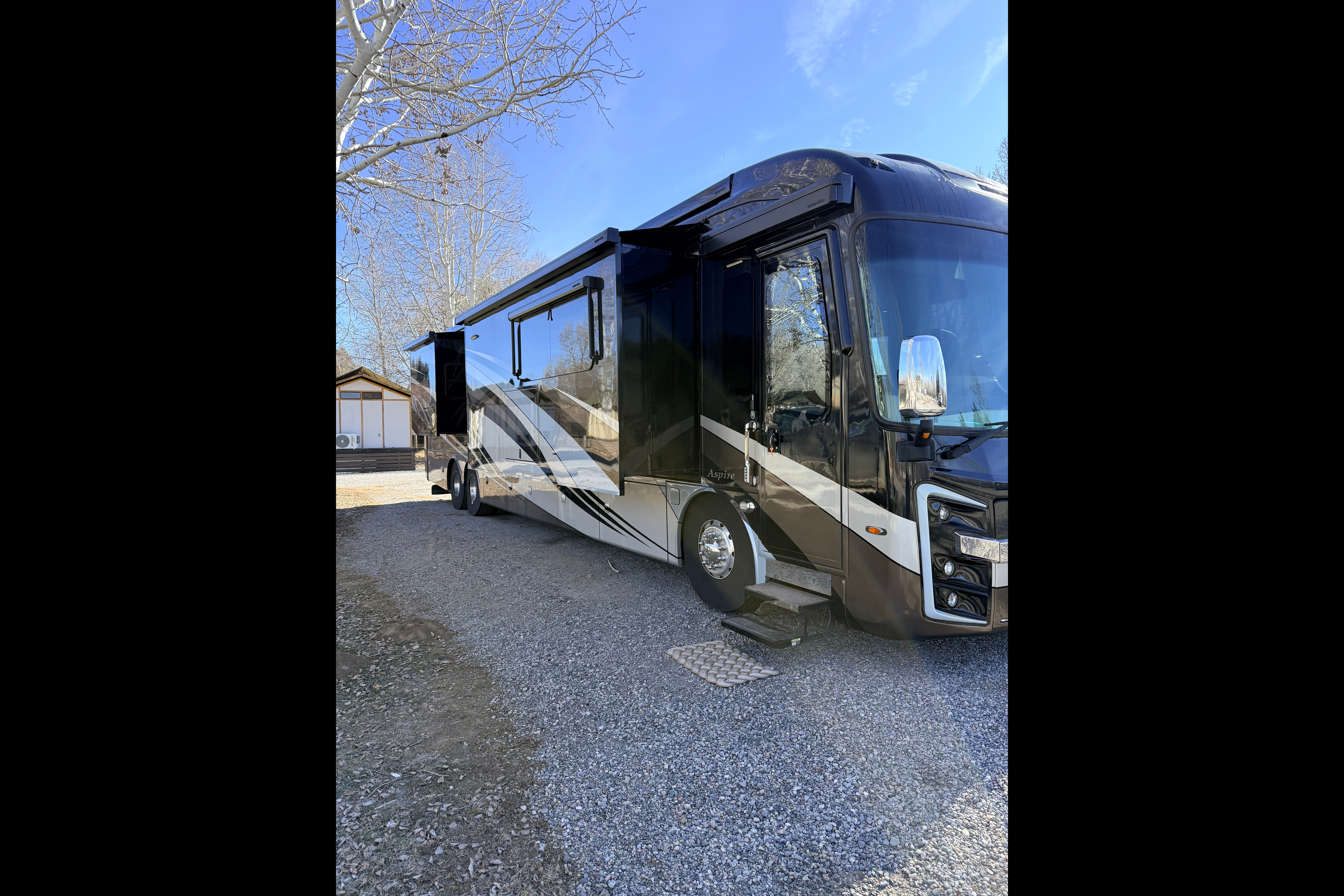 Entegra Coach Aspire 44R Class A