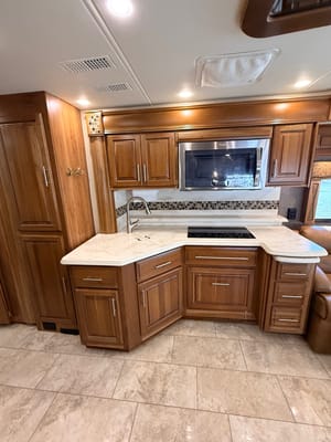 Entegra Coach Aspire 44R Class A