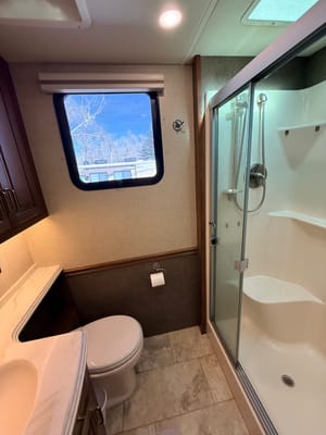 Entegra Coach Aspire 44R Class A