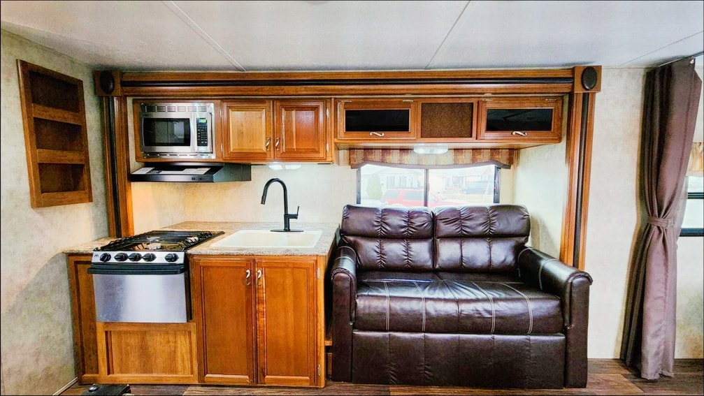 2015 Prime time tracer air