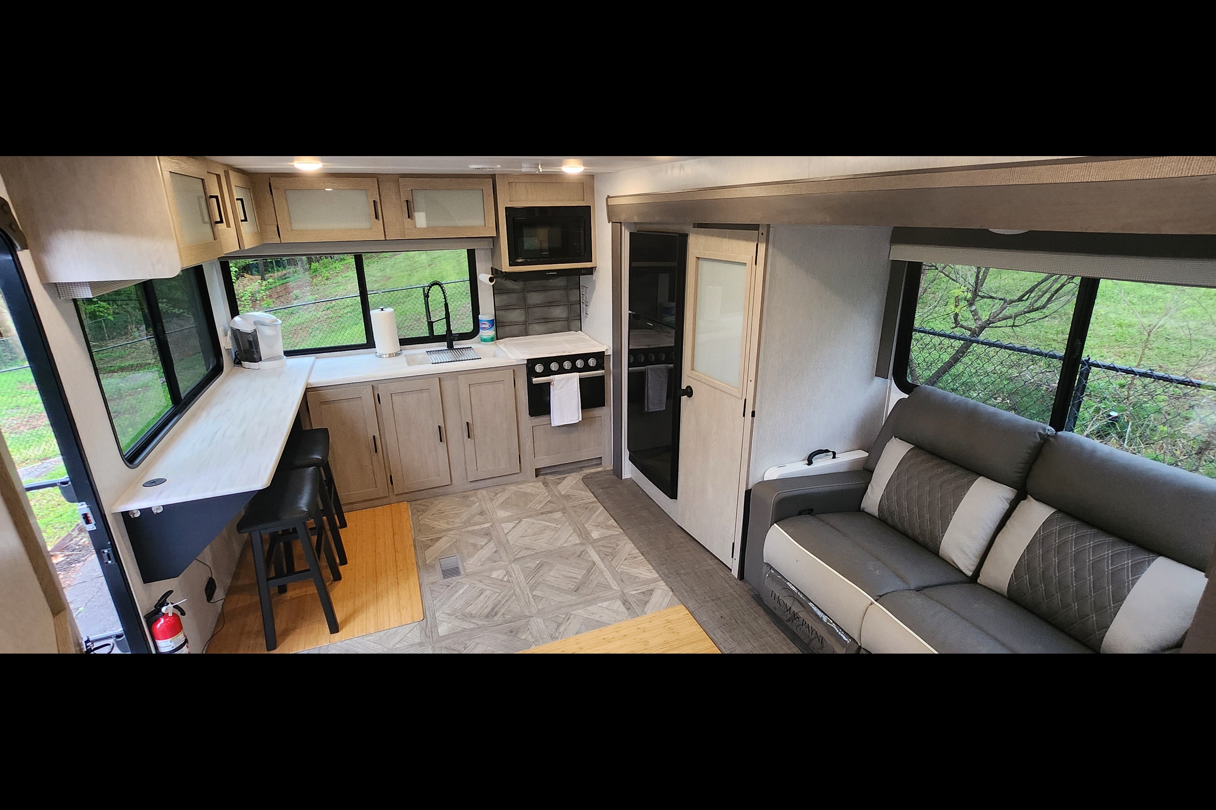 😁BOOK NOW #2: Anchor Down RV Resort - 2 PETS FREE⭐⭐⭐⭐⭐