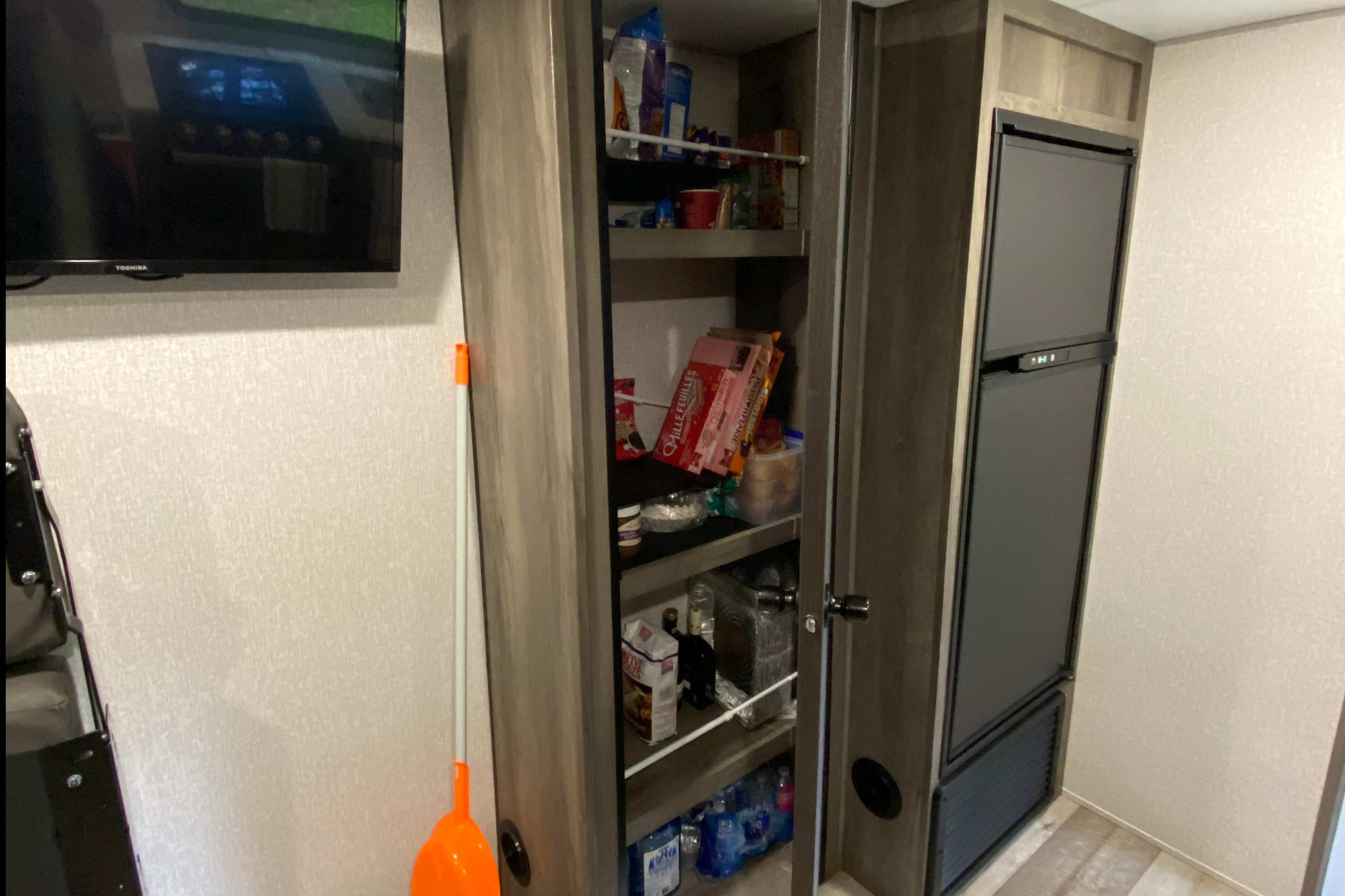 Roulotte Cargo Solaire Sportsmen 250THLE