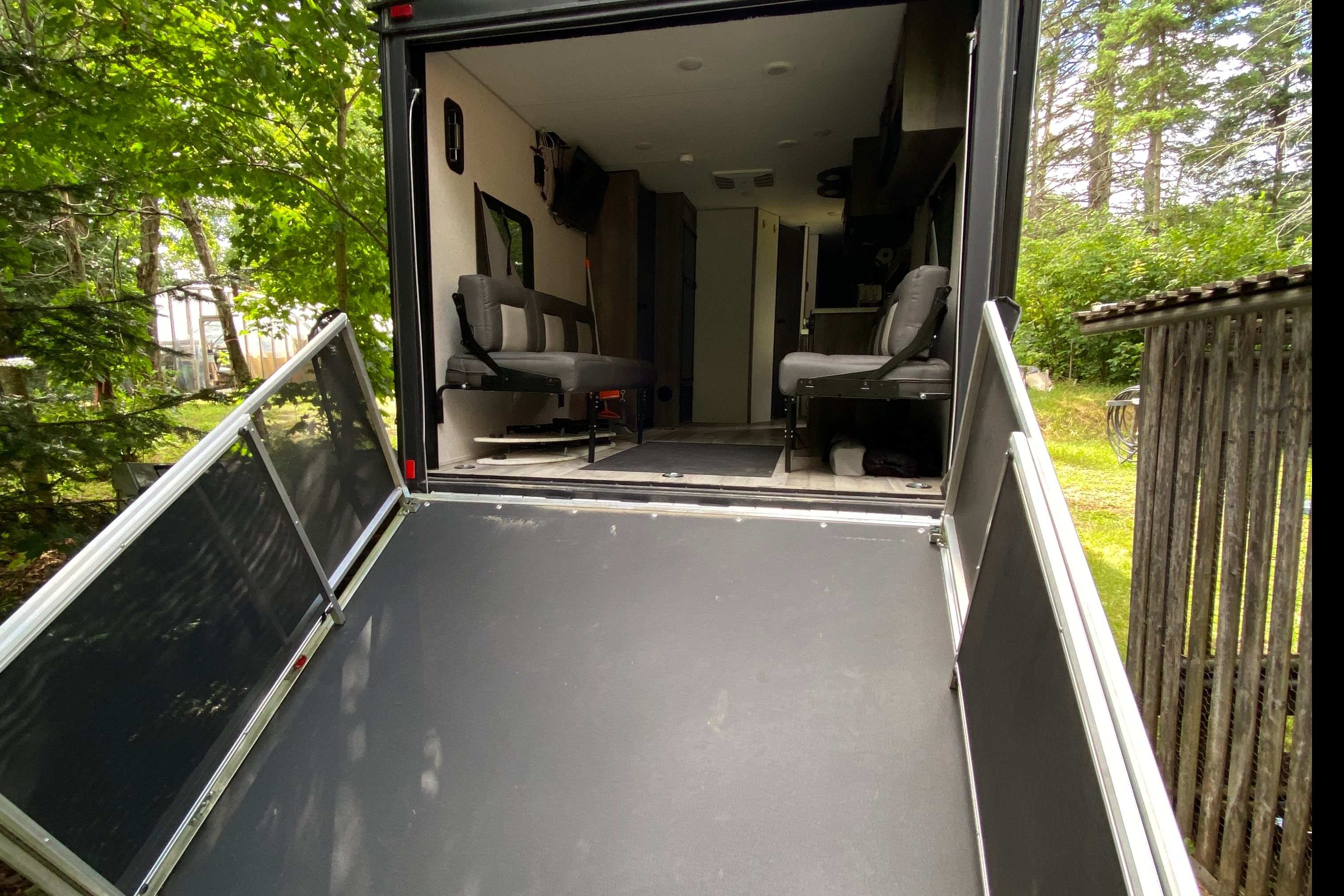 Roulotte Cargo Solaire Sportsmen 250THLE