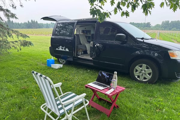 Le Vacancier Écono, Dodge Grand Caravan Classe B