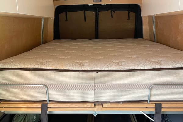 Navire Sprinter Campervan