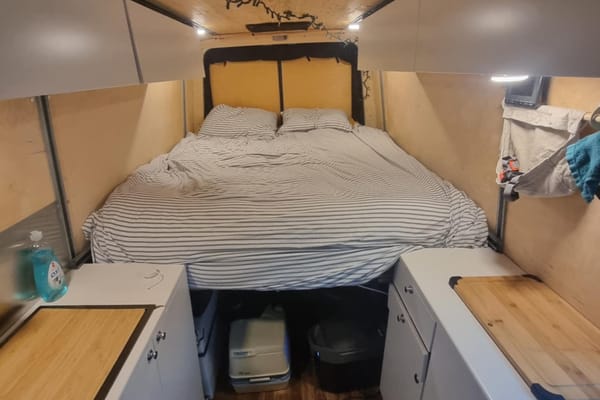 Navire Sprinter Campervan
