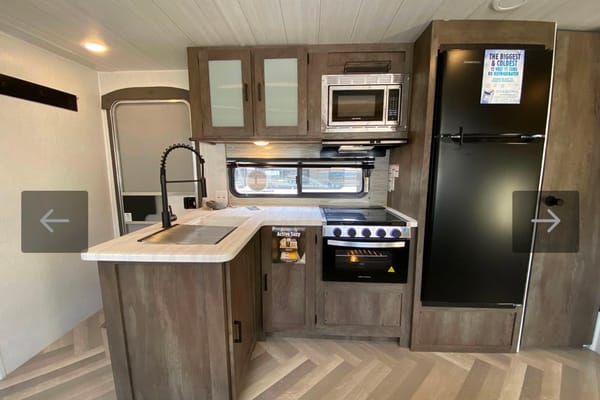 2022 Forest River Salem 29VBUD Travel Trailer