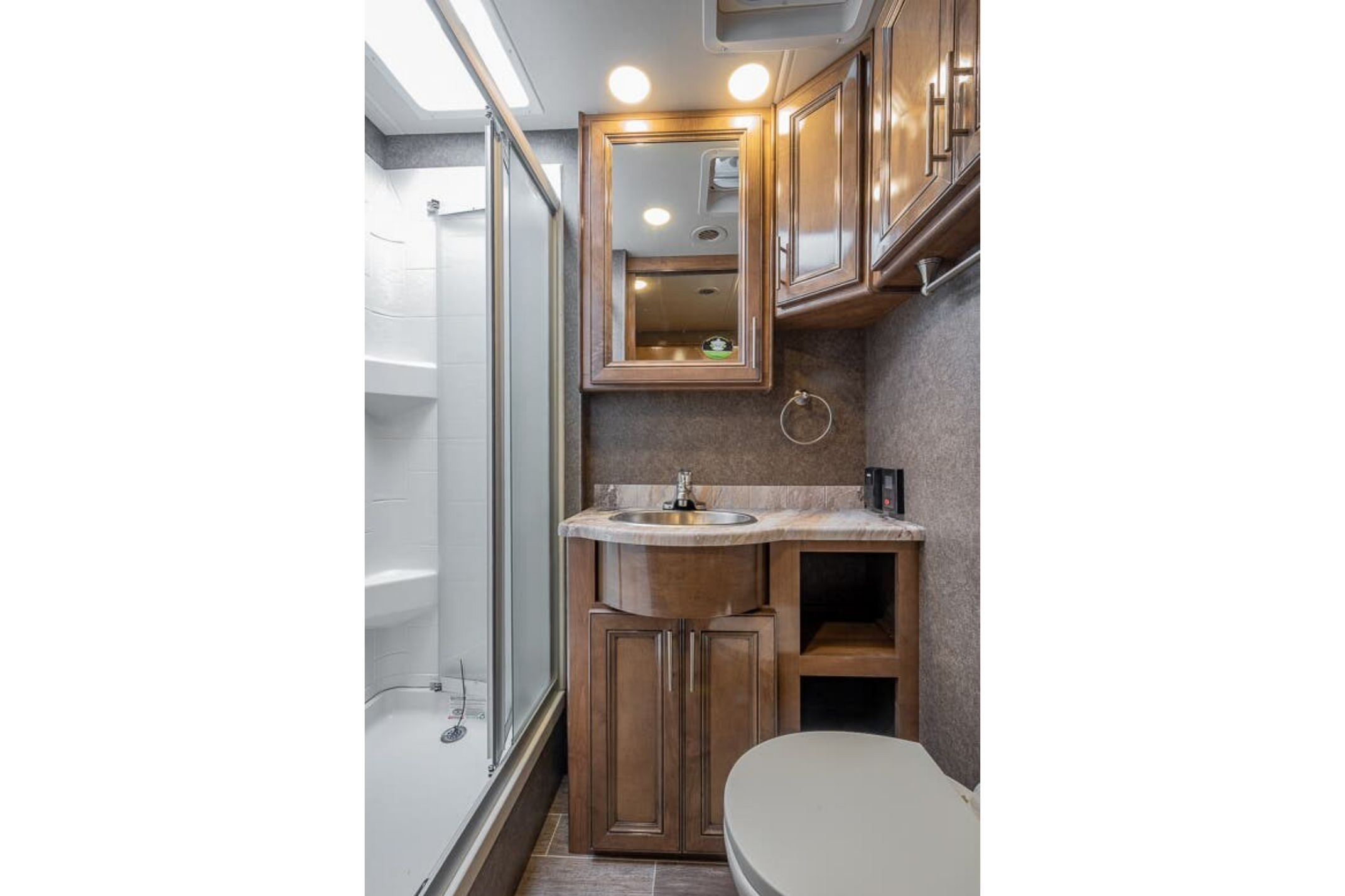 2020 Thor Motor Coach Miramar - Class A Motorhome
