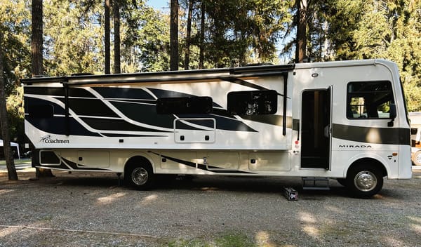 Wolf Den rentals-Coachmen Mirada Class A. Delivery and pick up only