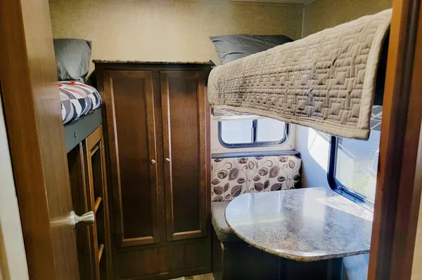 Hideaway RV rentals Pet friendly 2 bedroom spacious Hideout