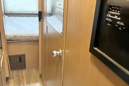 [41] Stress Free RVs - 2021 - Thor Motorcoach - Four Winds - 30D