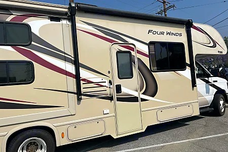 [41] Stress Free RVs - 2021 - Thor Motorcoach - Four Winds - 30D