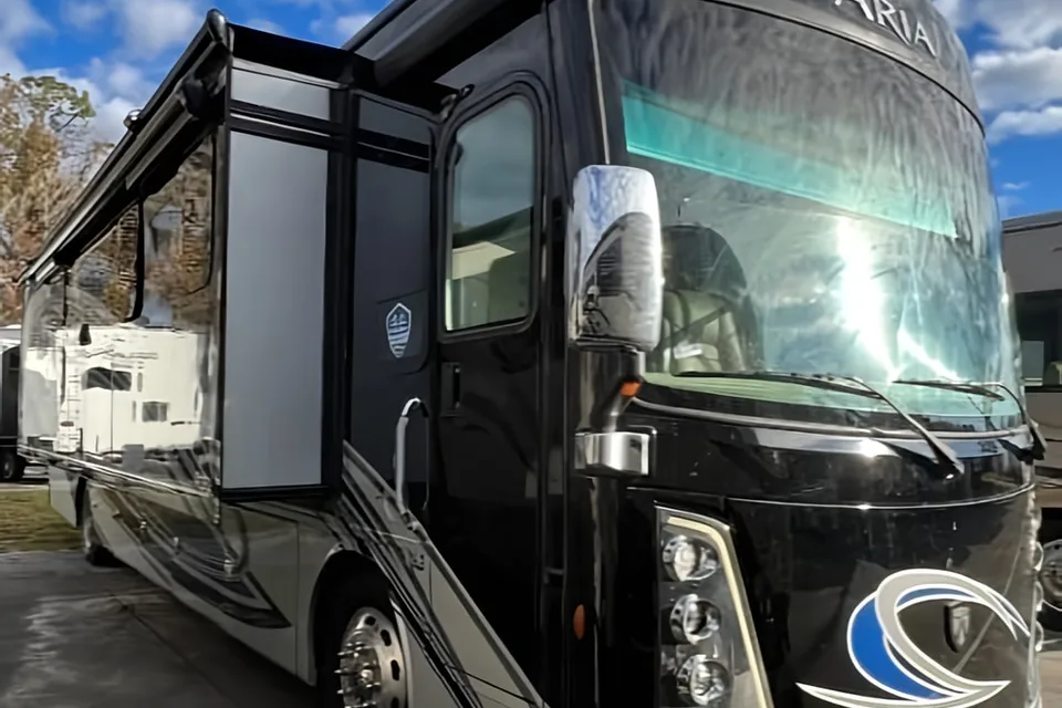 Elegant RV Rentals - Luxury on Wheels a 5 Star Experience