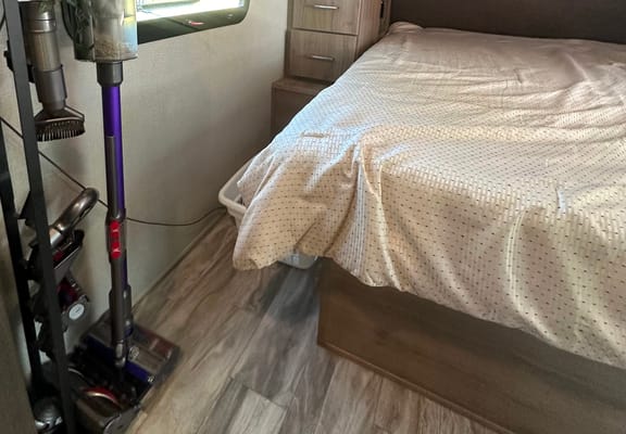 Leisure Seeker-The Imagine 2800BH (Bunk House) by Grand Design
