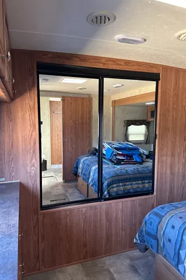 Yvan's Flagstaff Flt831fkbss Travel Trailer