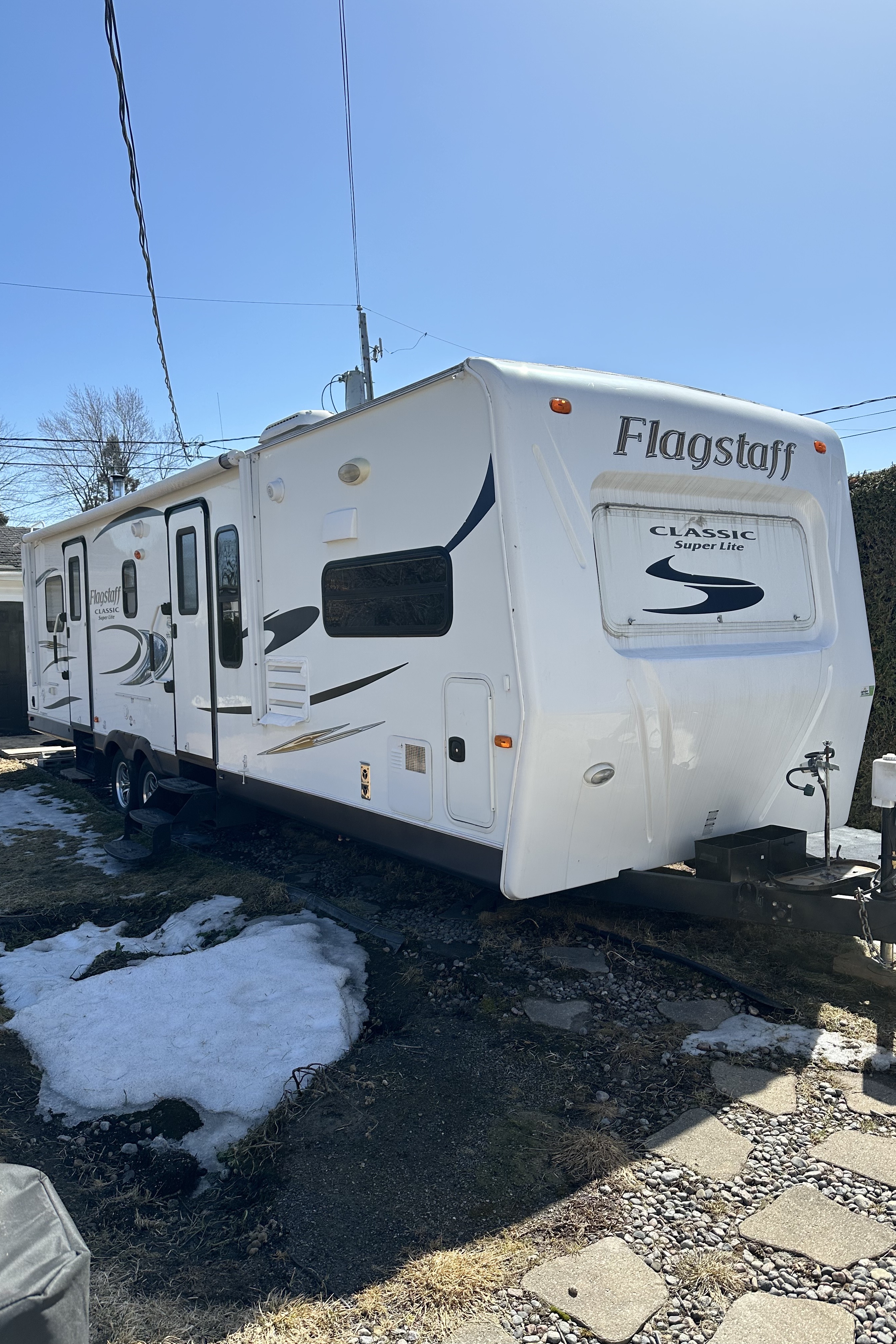 Yvan's Flagstaff Flt831fkbss Travel Trailer