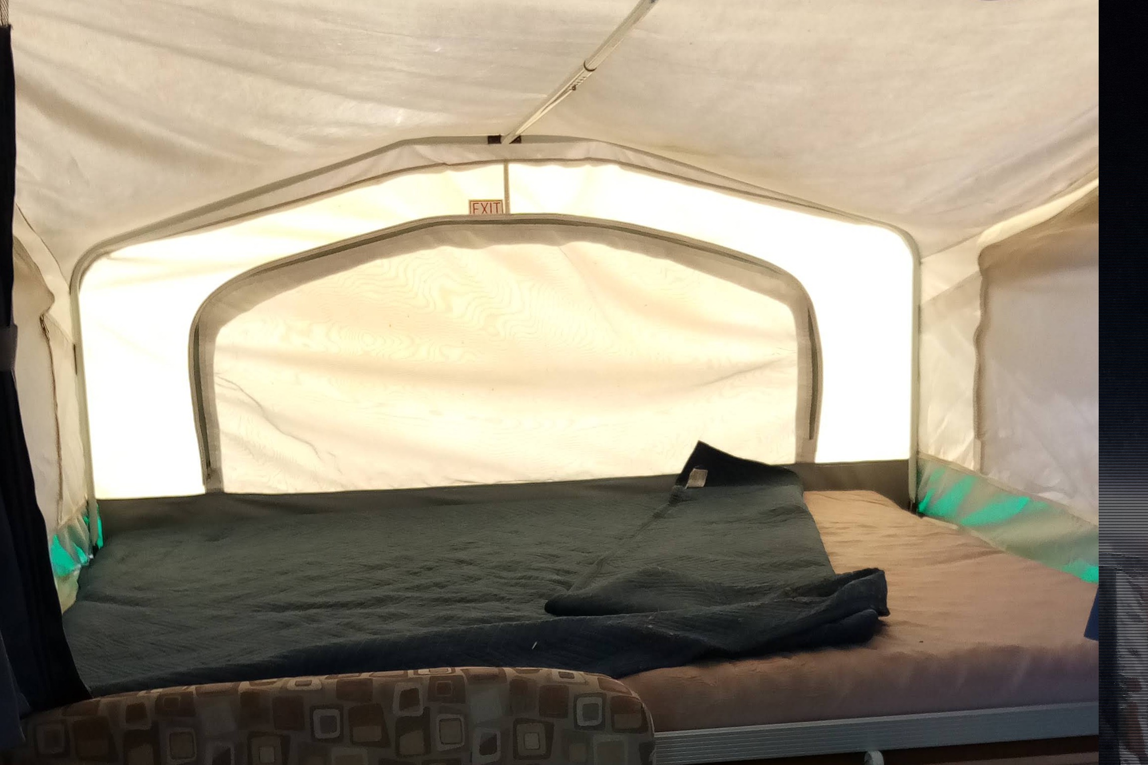 Tony's Palomino Y series Tent Trailer