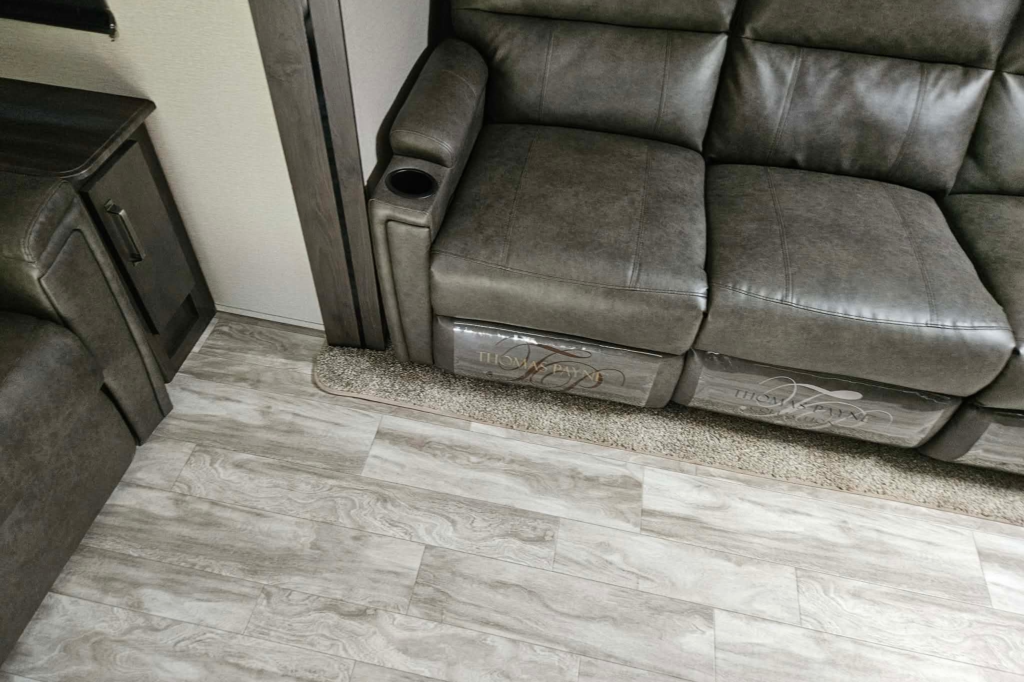 Happy Camper RV – 2022 Grand Design Transcend Xplor | Cozy & Clean, Sleeps 4