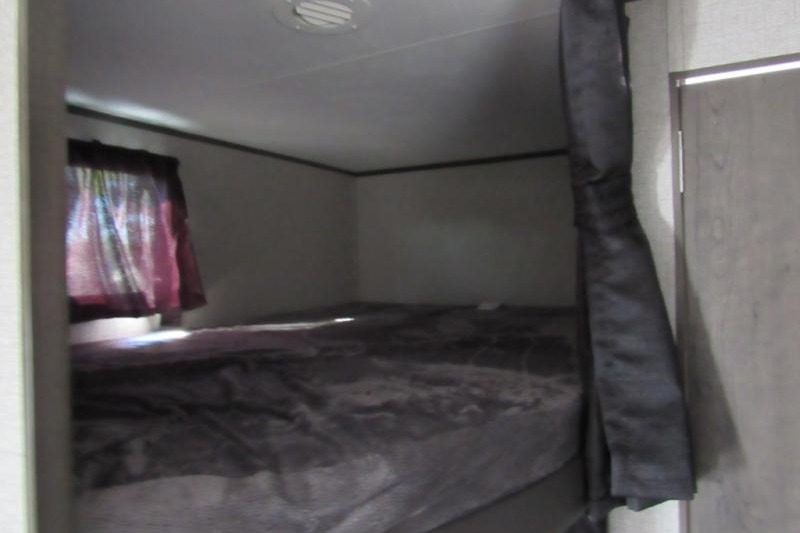 Rive-Sud Jayco couche 10 personnes 26 pieds 