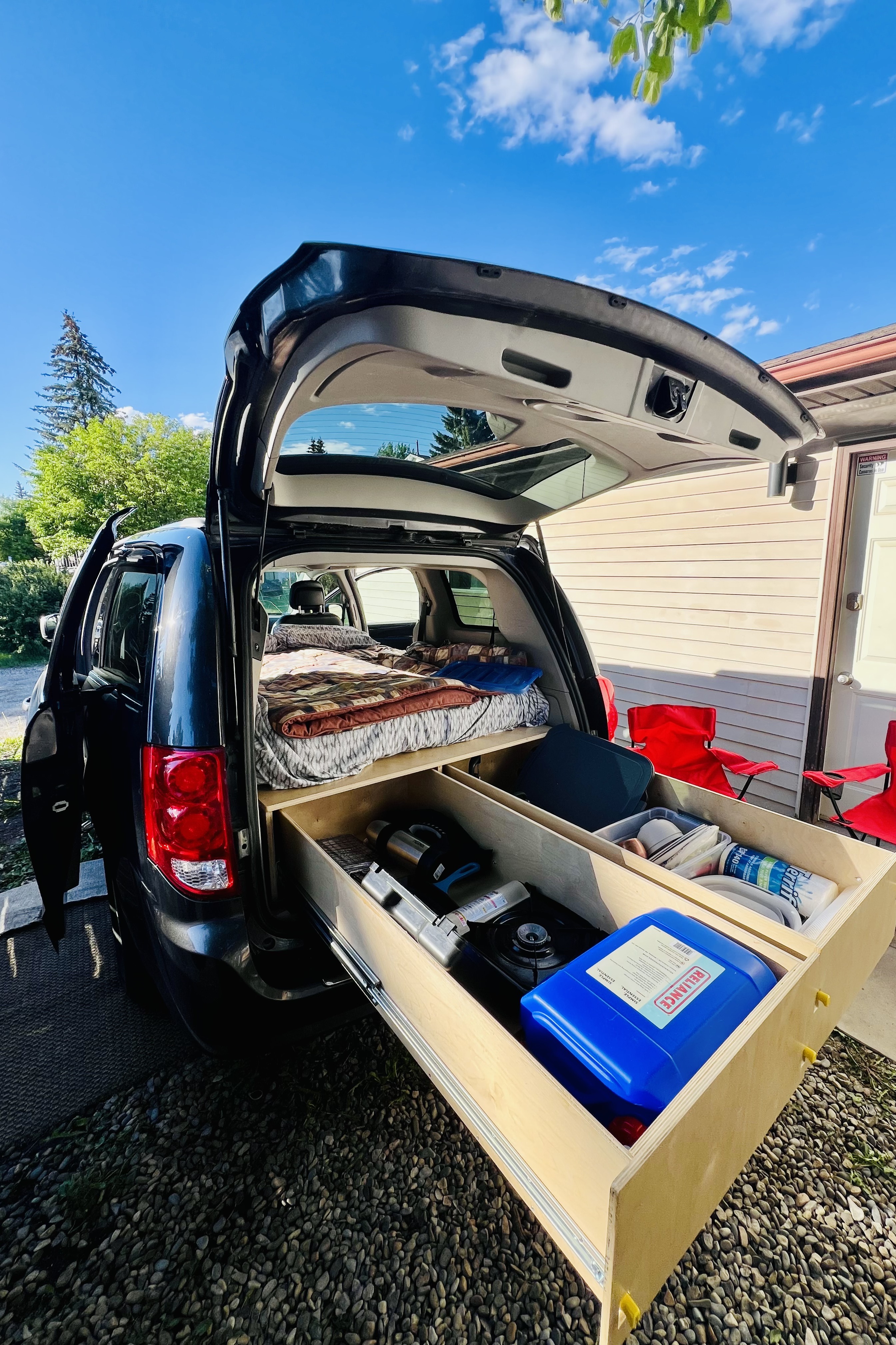 Dodge Grand Caravan (2 sleeps) Park pass+Airport pick up
