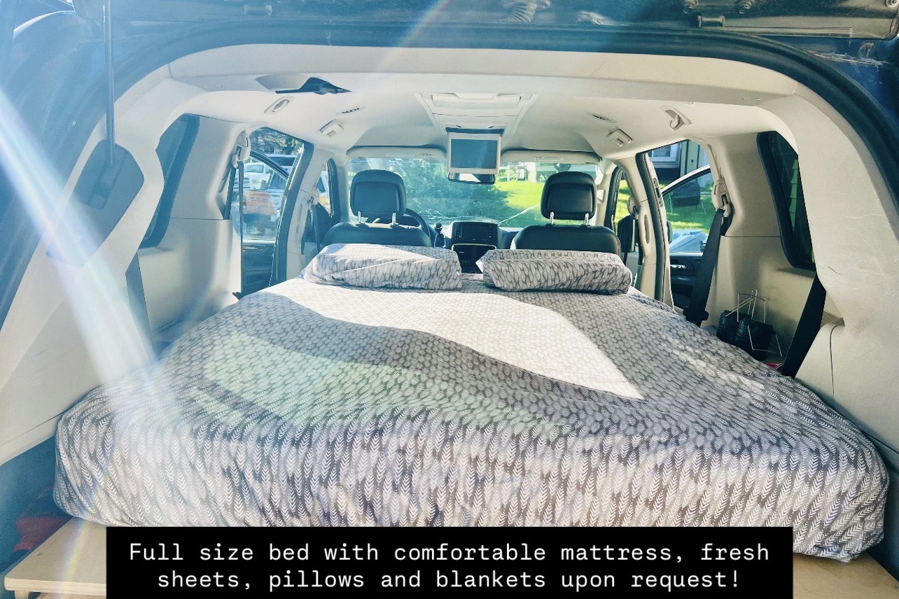 Dodge Grand Caravan (2 sleeps) Park pass+Airport pick up
