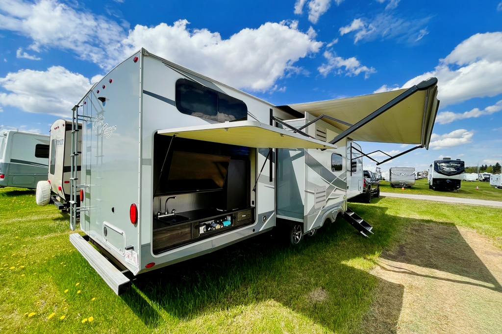 Tyler's Open Range 310BHS Travel Trailer
