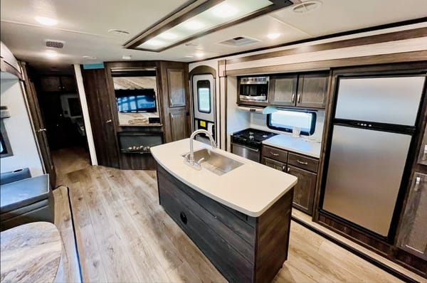 Tyler's Open Range 310BHS Travel Trailer